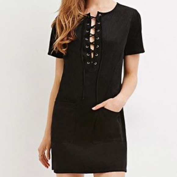 F21 Black lace suede mini - Picture 4 of 4